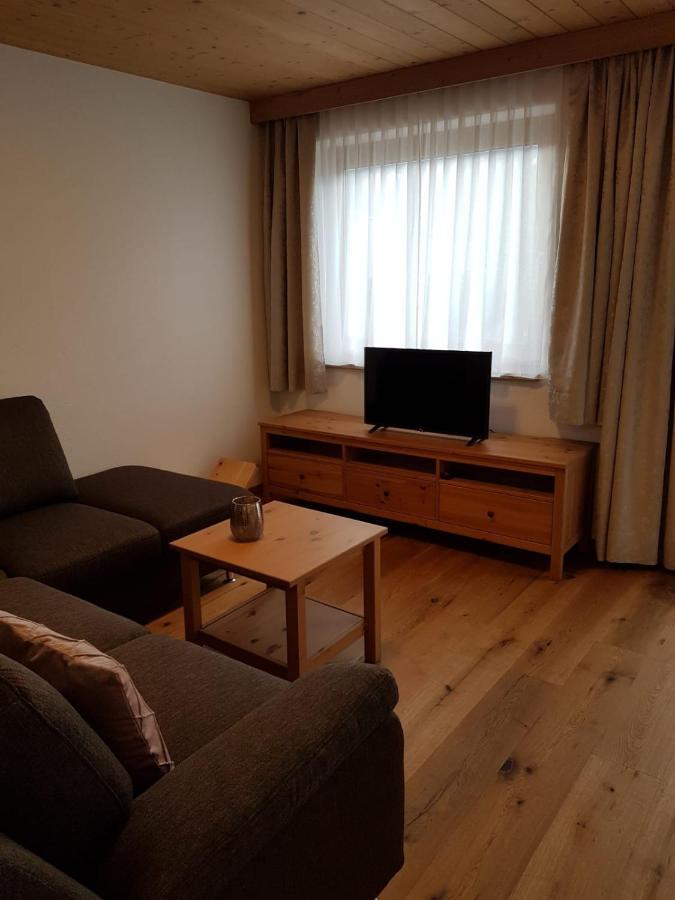 Apartment Huter Єрценс Екстер'єр фото