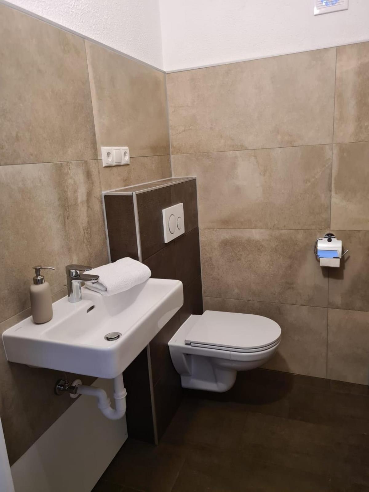 Apartment Huter Єрценс Екстер'єр фото
