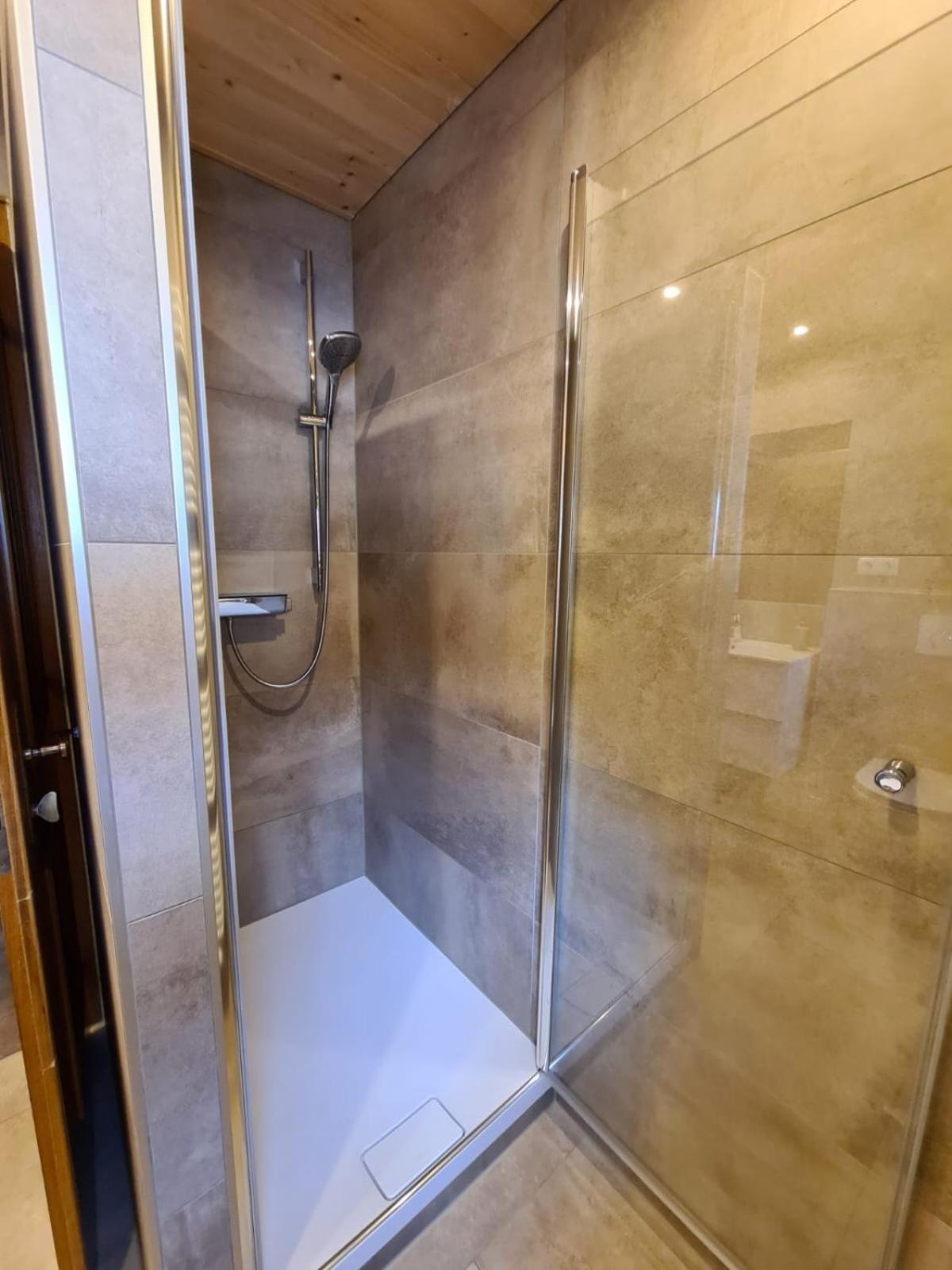 Apartment Huter Єрценс Екстер'єр фото